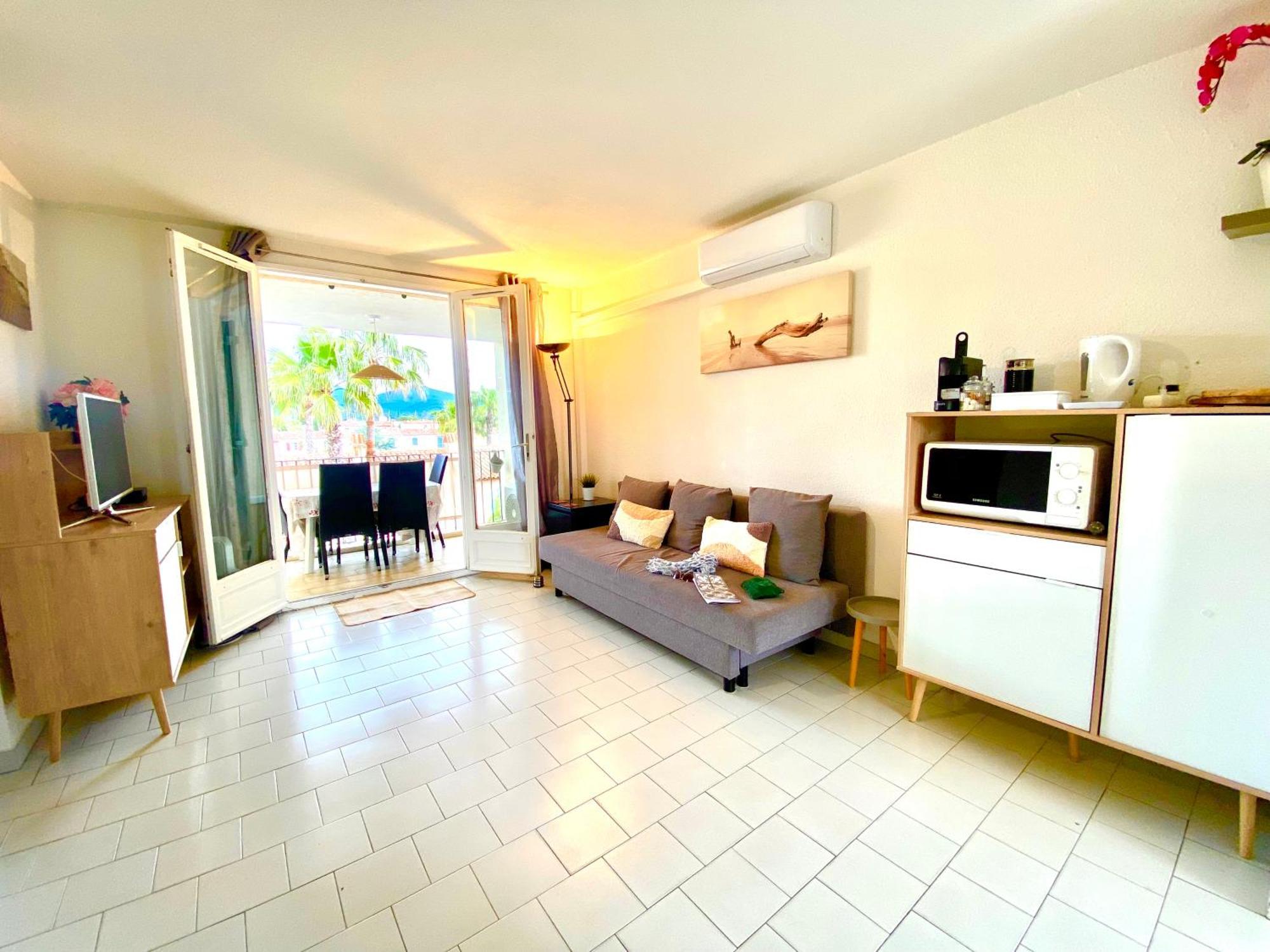2 Bedrooms, 15 Min Walk To Beach, Ac, Pool & Fiber Internet In A Quiet, Private Gated Domain 5Kms To St Tropez Cogolin Zewnętrze zdjęcie
